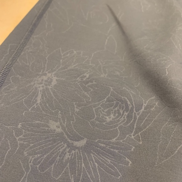 Blue Adidas Leggings XS - Picture 4 of 5